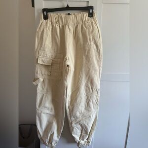 Women’s Beige Cargo Pants with Pockets